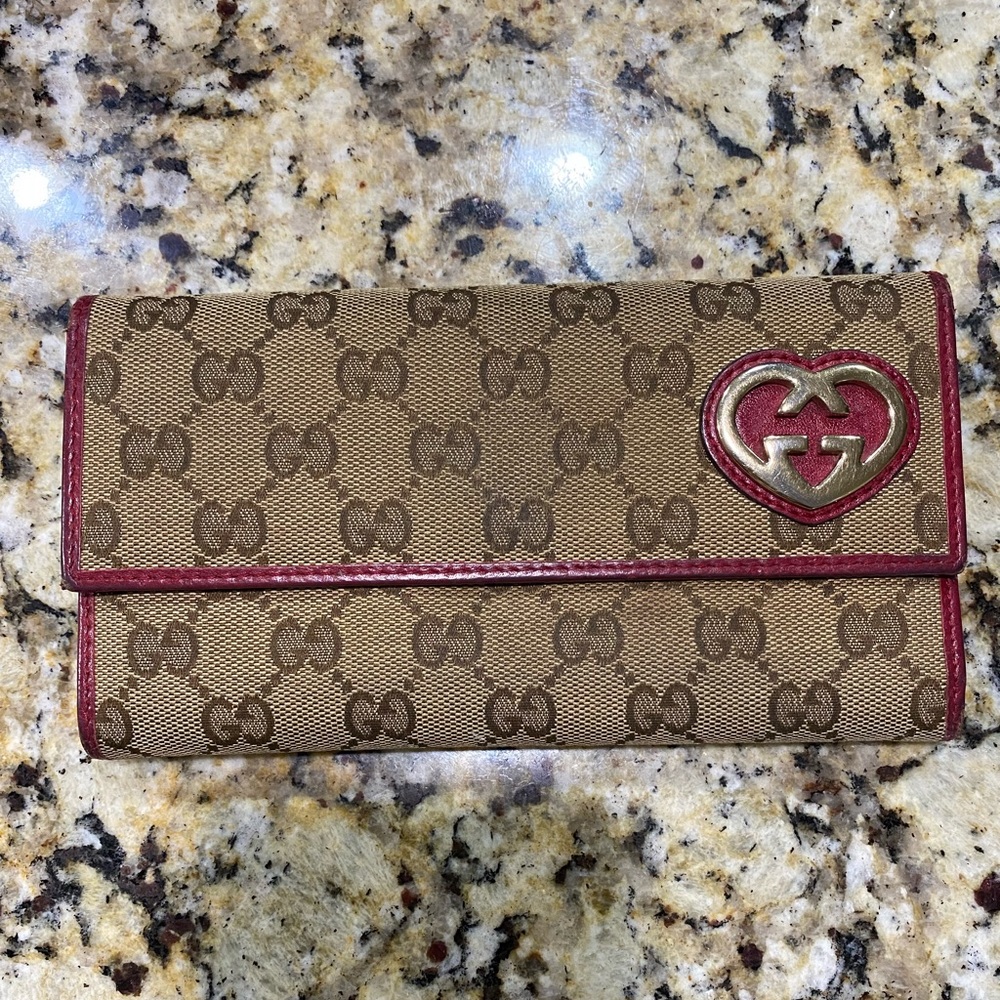 Gucci authentic Monogram Continental Wallet valentines day